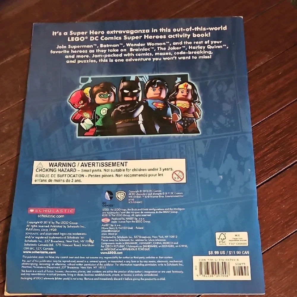 LEGO DC Comics Super Heroes Activity Book